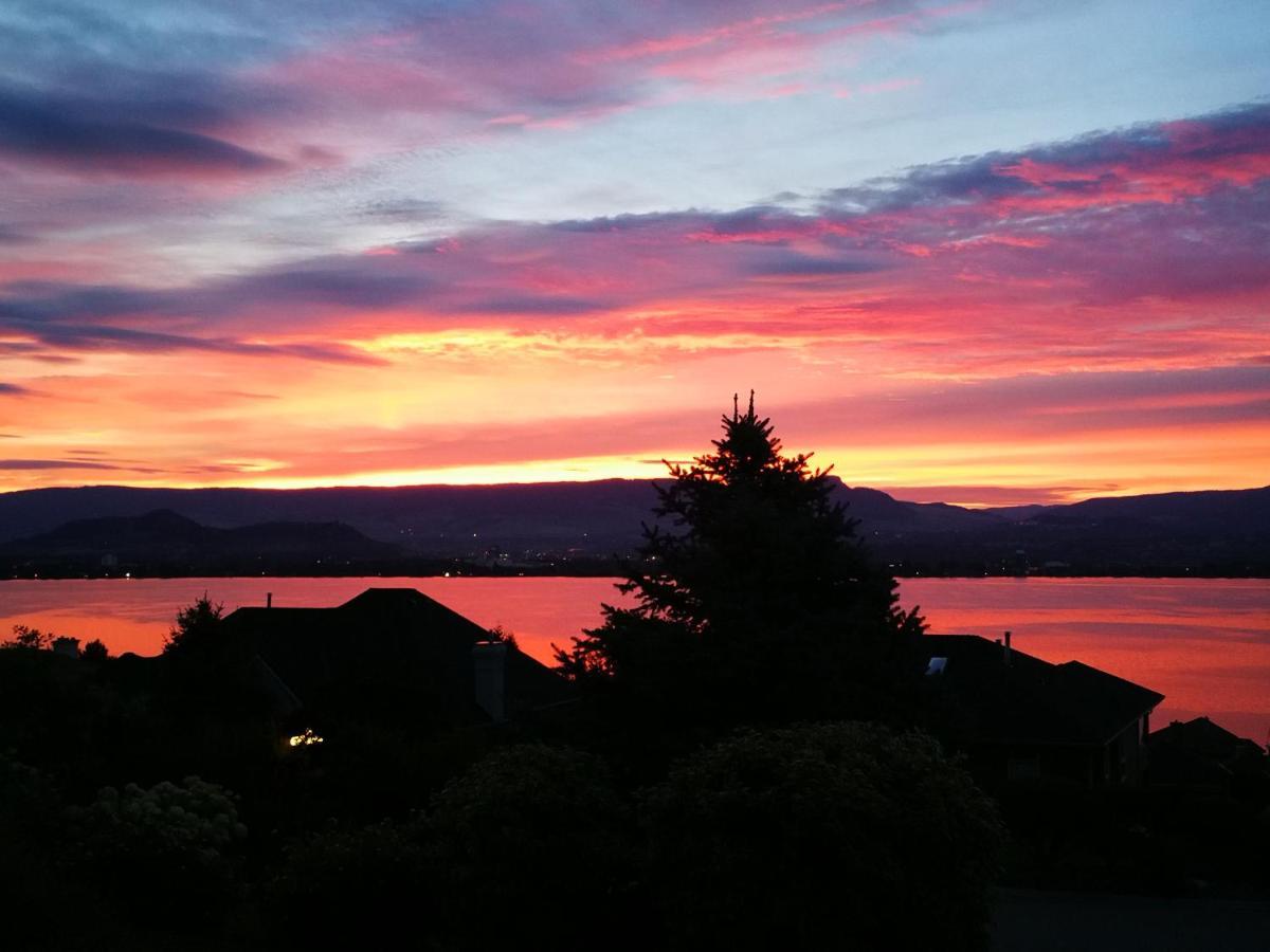 Casa Grande Lakeview House Apartment West Kelowna Room photo