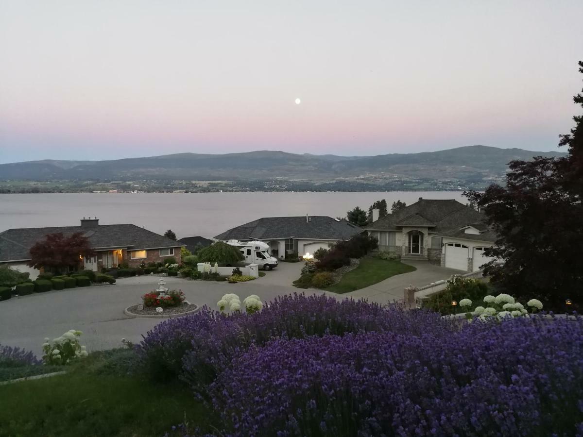 Casa Grande Lakeview House Apartment West Kelowna Exterior photo